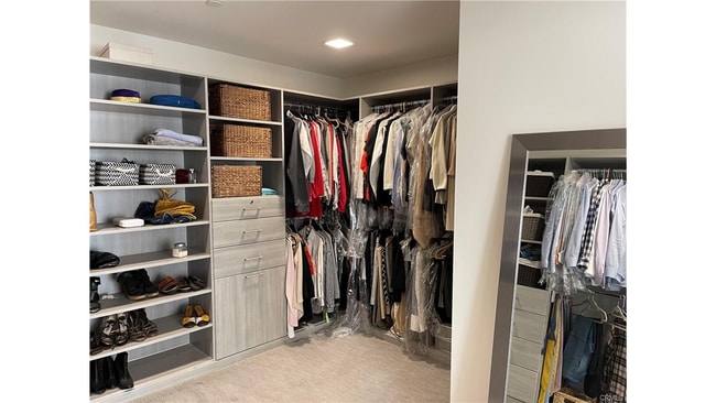 Building Photo - 1050 S Grand Ave