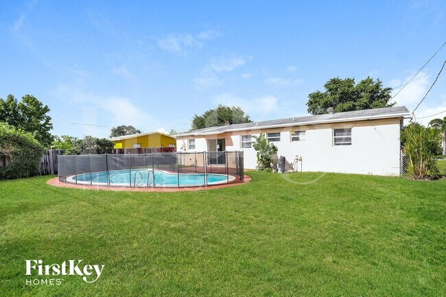 Building Photo - 6532 Eaton St