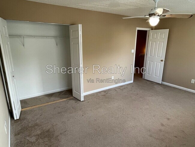 Building Photo - 10410 Pickerel Ln