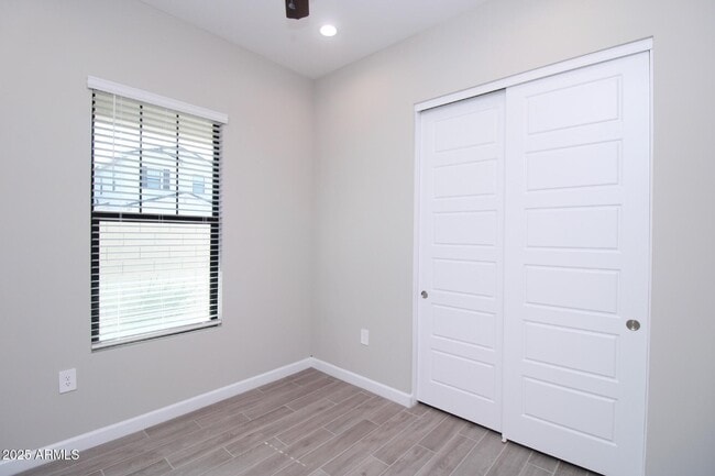 Building Photo - 4811 E Village Dr