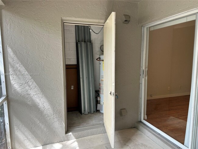 Building Photo - 11030 Tarpon Bay Ct