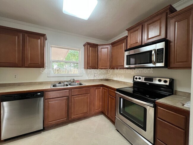 Building Photo - 3543 Bayou Blvd