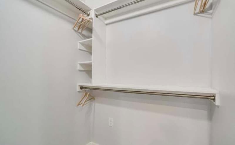 Building Photo - 2526 17th St NW