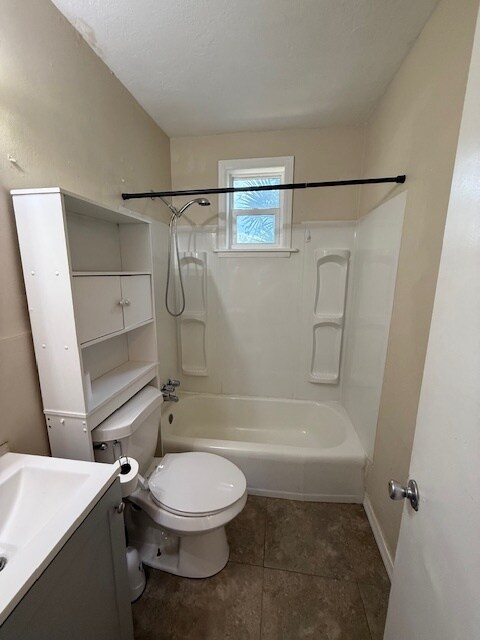 Building Photo - 314 S K St