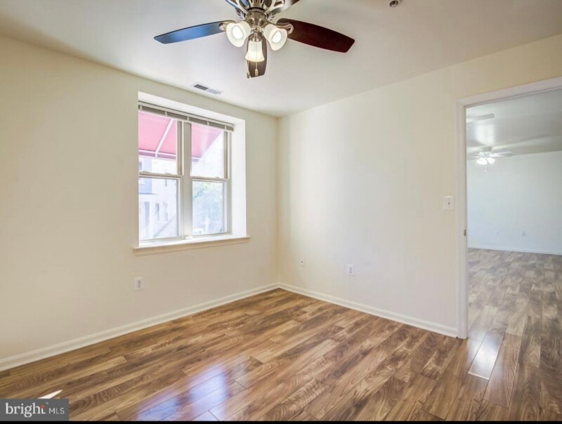 Building Photo - 345 Oakdale Pl NW