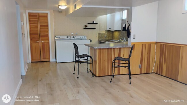 Building Photo - 3619 S Van Buren Ave