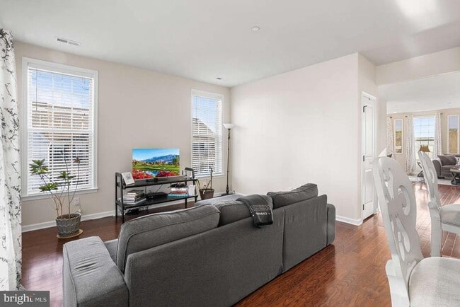 Building Photo - 101B Jay Alley