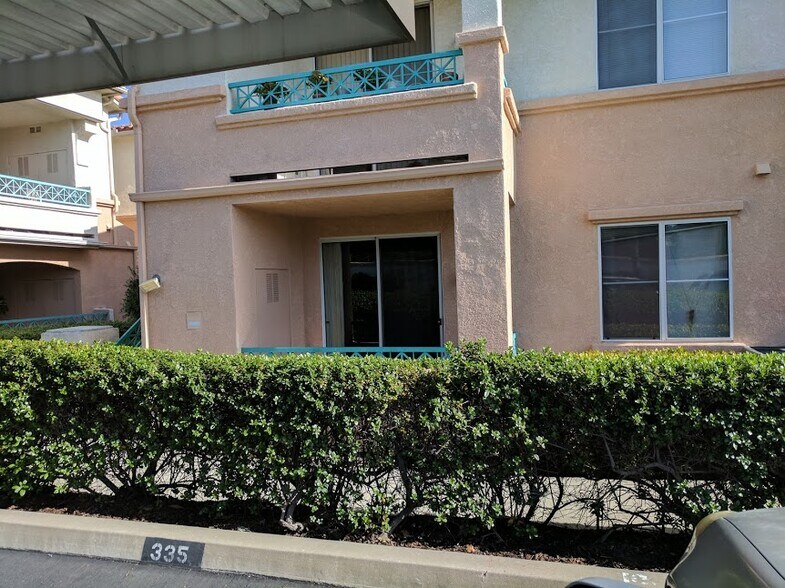 Building Photo - 11402 Via Rancho San Diego