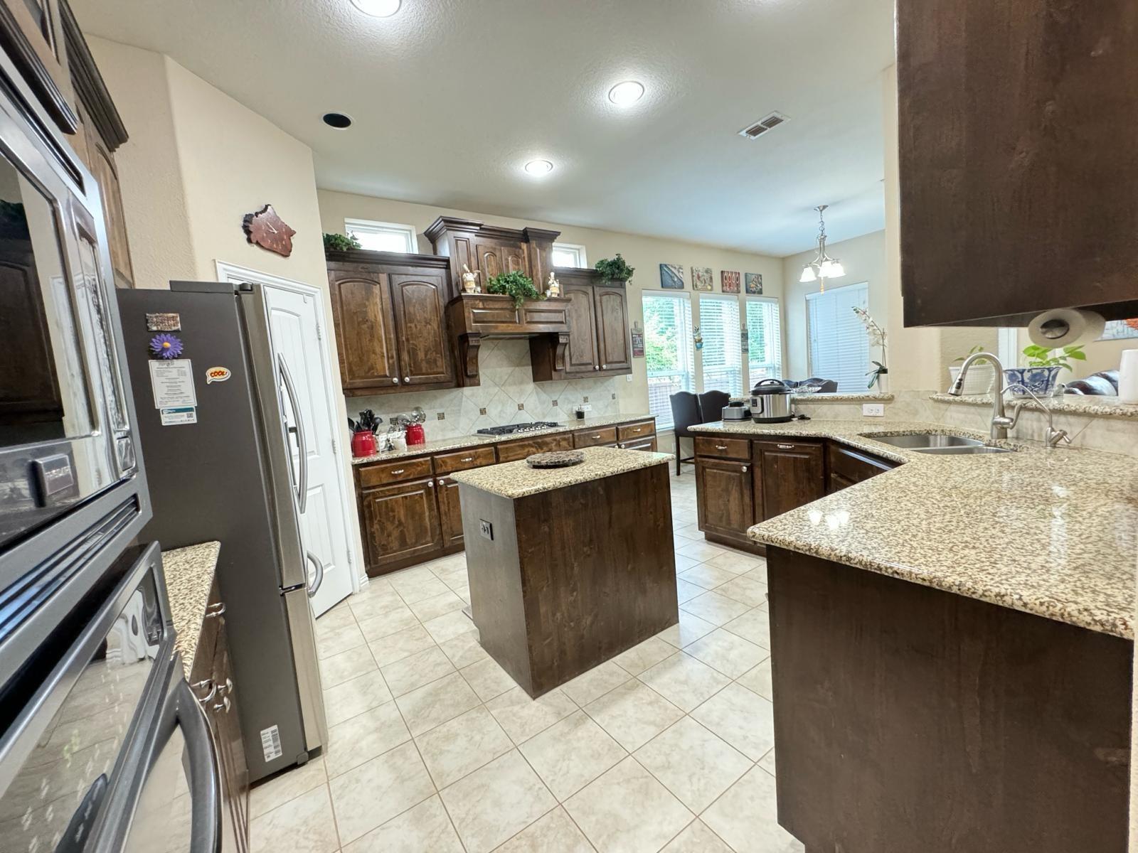 Building Photo - 14075 Doonan Xing