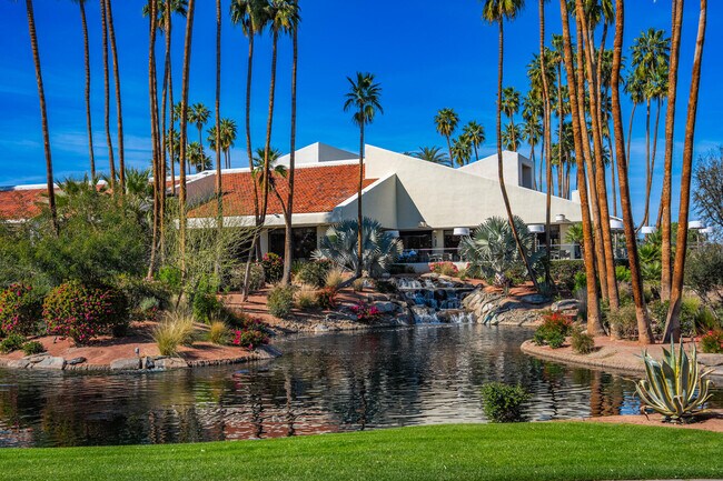 Building Photo - 52 Princeton Dr