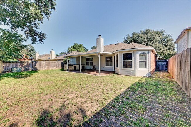 Building Photo - 21115 Rushing Creek Ln