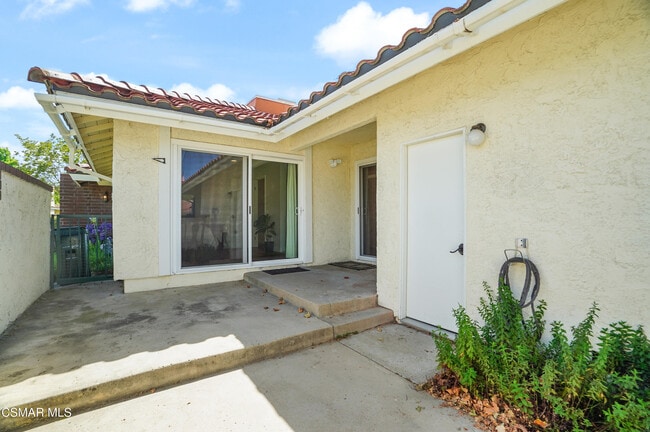 Building Photo - 2130 Portola Ln