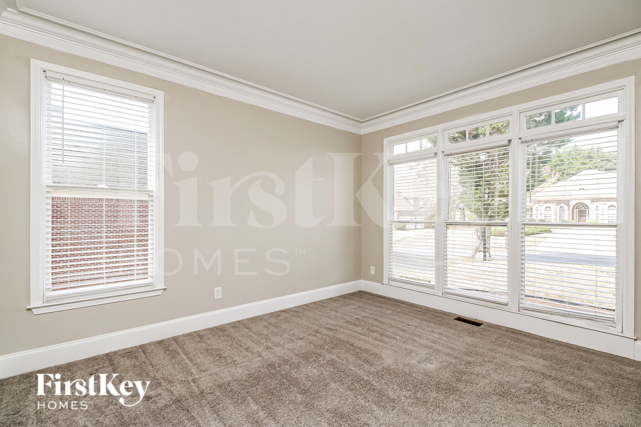 Building Photo - 4042 Brooks Mill Dr