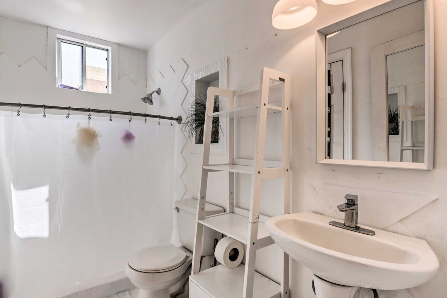 Building Photo - 169 Cleo Rand Ln