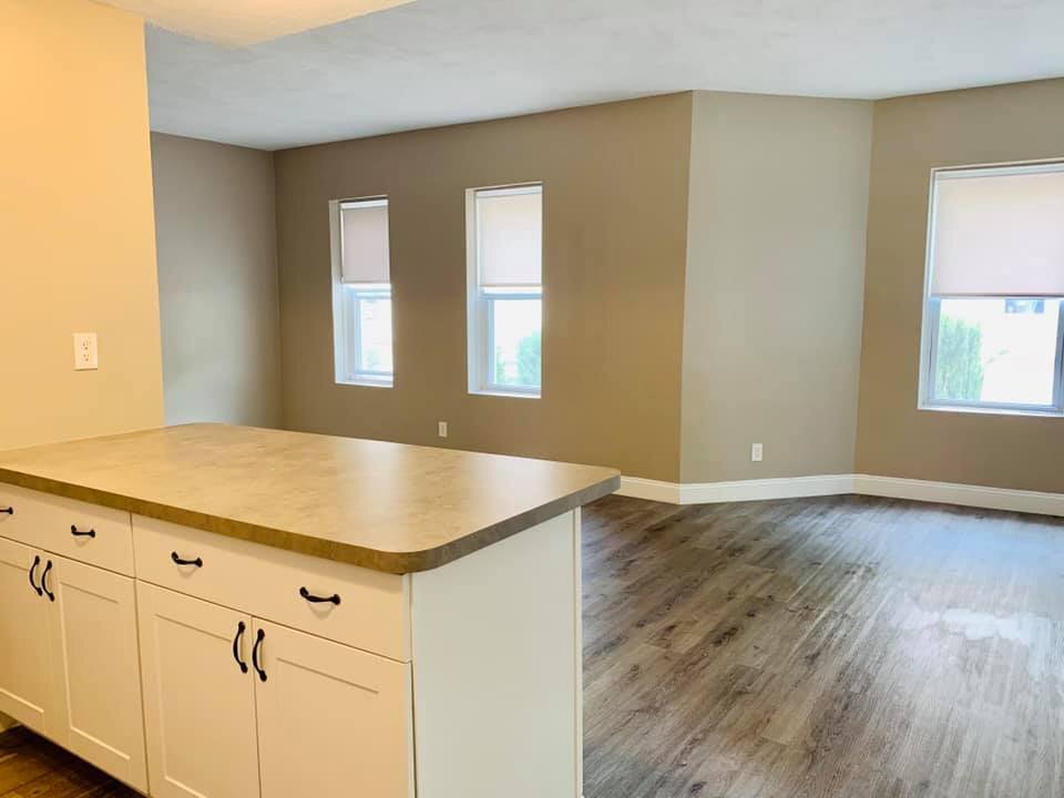 Building Photo - 1862 Beacon St