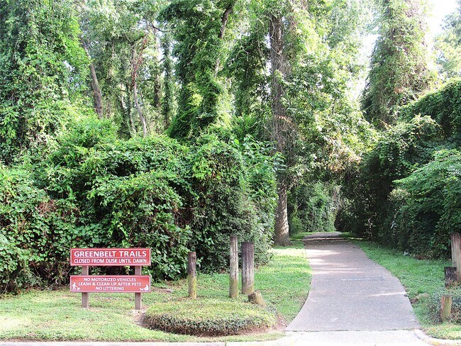 Building Photo - 3307 Golden Willow Dr