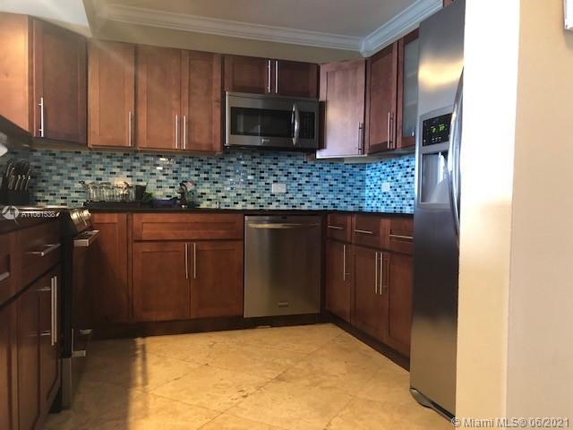 Building Photo - 2801 NE 183rd St