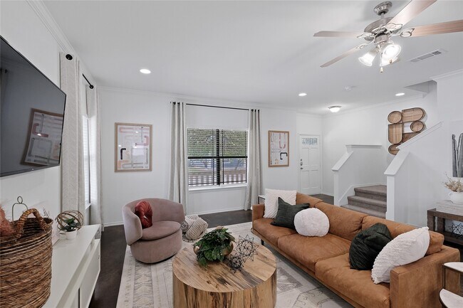 Building Photo - 6627 Pinon Canyon