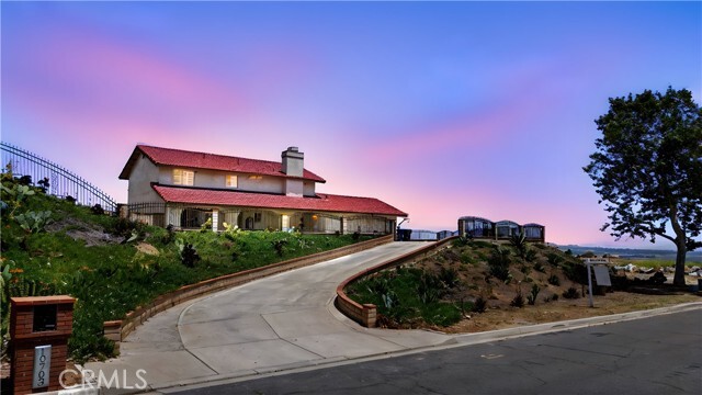 Primary Photo - 10703 Valley Dr