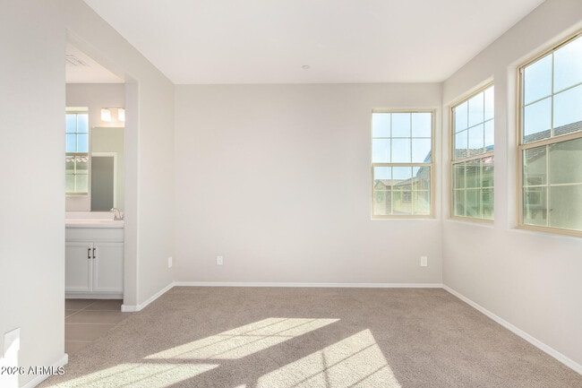 Building Photo - 1677 E Chelsea Ln