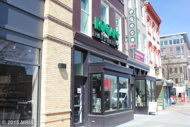 Building Photo - 1401 R St NW