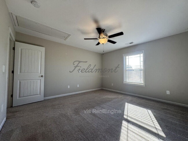 Building Photo - 116 Veranda Cir