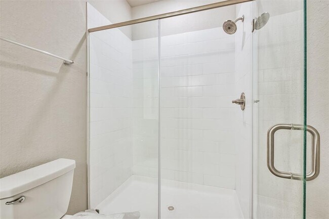 Building Photo - 25129 Pacific Wren Dr