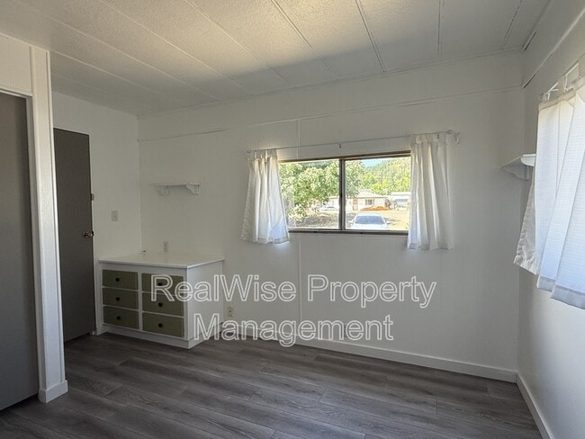 Building Photo - 2515 Nonpareil Rd