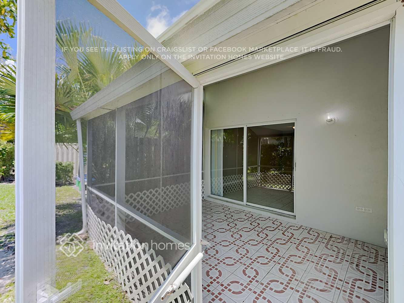 Building Photo - 4728 SW 13th Pl