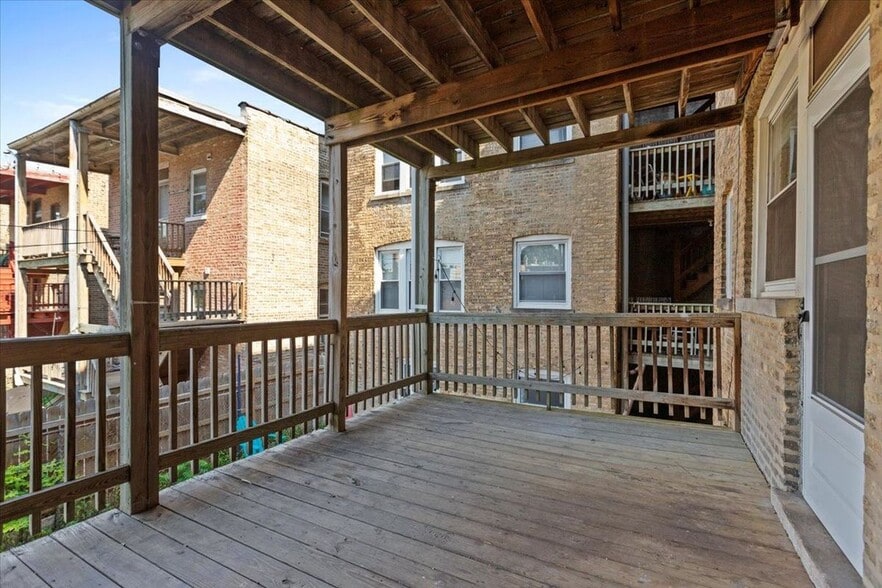 Building Photo - 4105 N Spaulding Ave