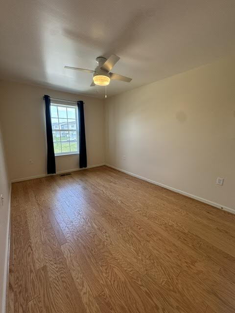 Building Photo - Modern End-Unit Townhome – Solar Powered, Garage, Pet Friendly, and HOA Amenities Included