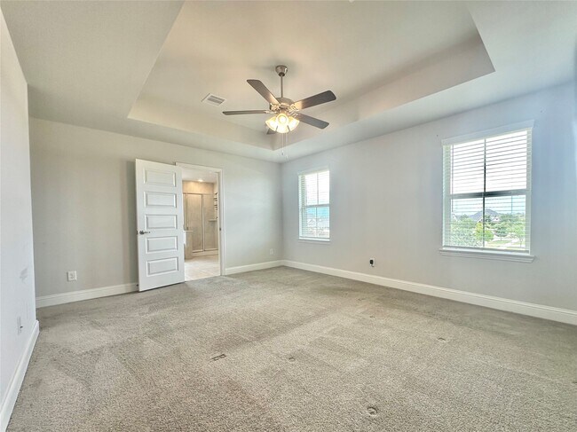 Building Photo - 452 Long Beach Bay Dr