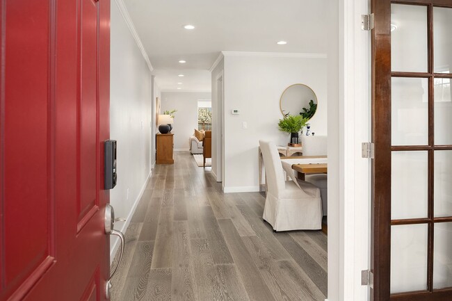 Building Photo - Stunning Redmond Ridge 4 bedroom
