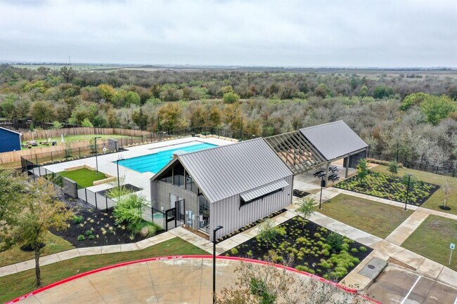 Building Photo - 13800 Tordillo Dr