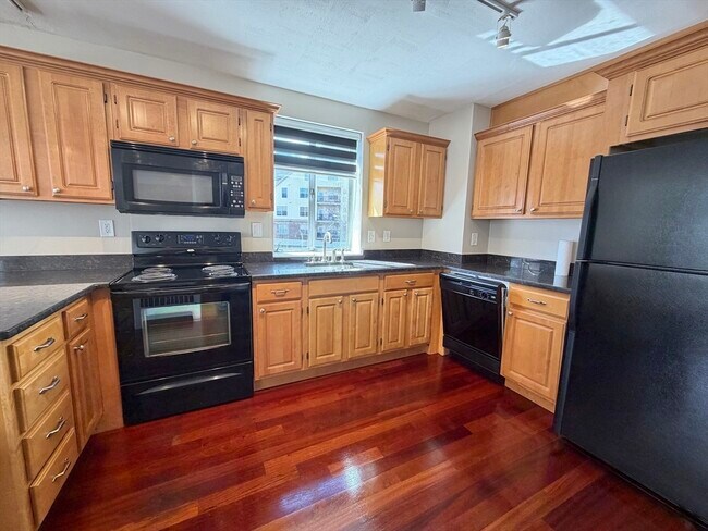 Building Photo - 2 Hammond Pond Pkwy