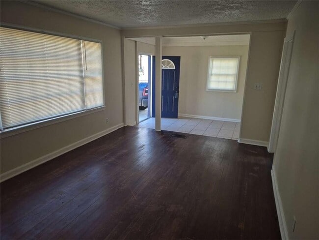 Building Photo - 2190 Jernigan Dr SE