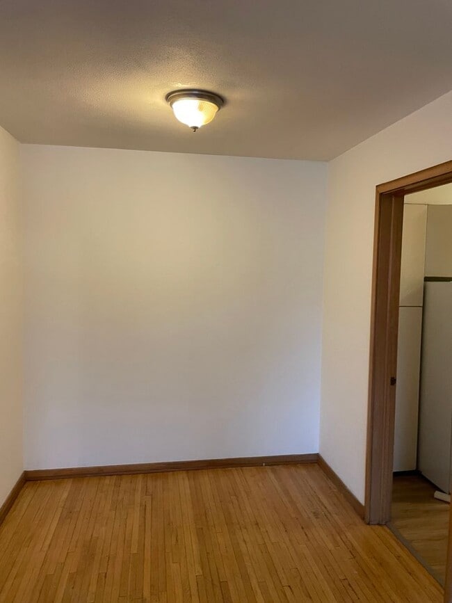 Interior Photo - 3551-3559 Huntington Ave S.