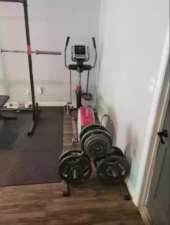 Building Photo - 10025 Nadina Dr SE