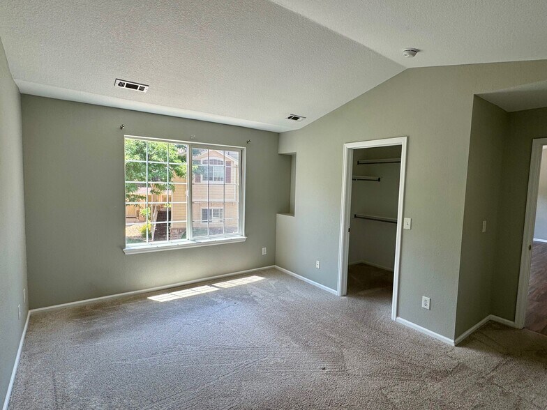 Master - 9697 Independence Dr