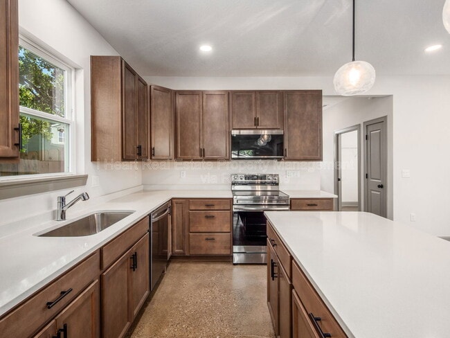 Building Photo - 130 N Guilford Ave