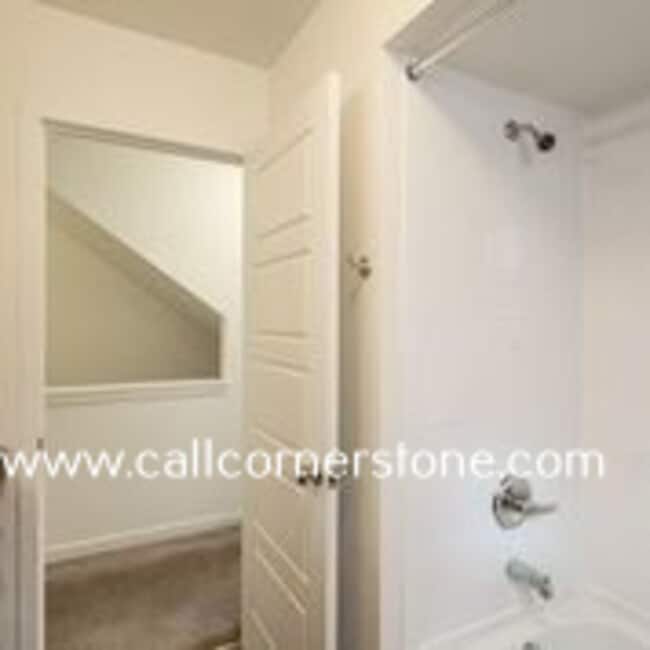 Building Photo - 6123 Mineral Belt Dr