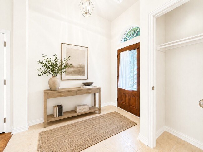 Building Photo - 2410 Horned Owl Dr
