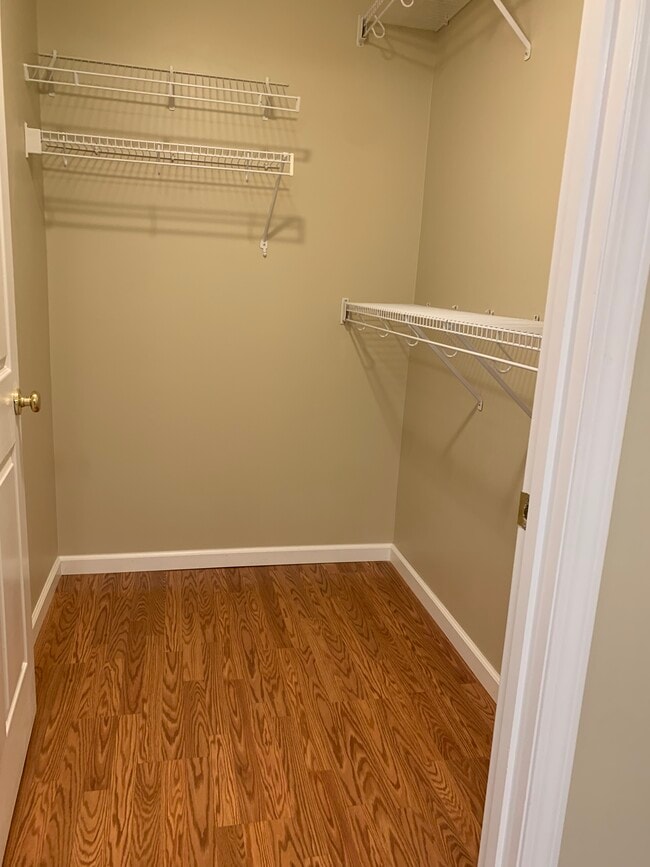 Master Walk in Closet - 1149 Arbor Creek Dr