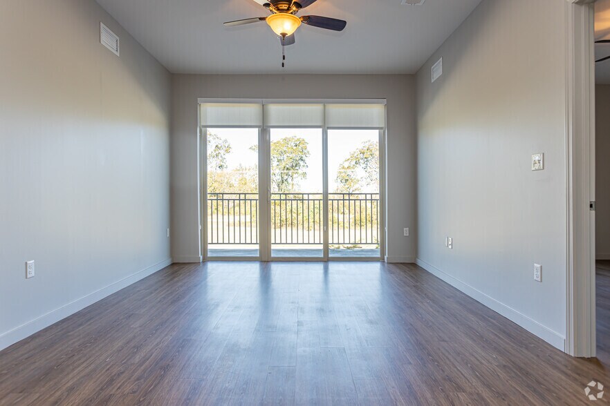 Villages of Americana 1185 Americana Blvd Zachary LA 70791