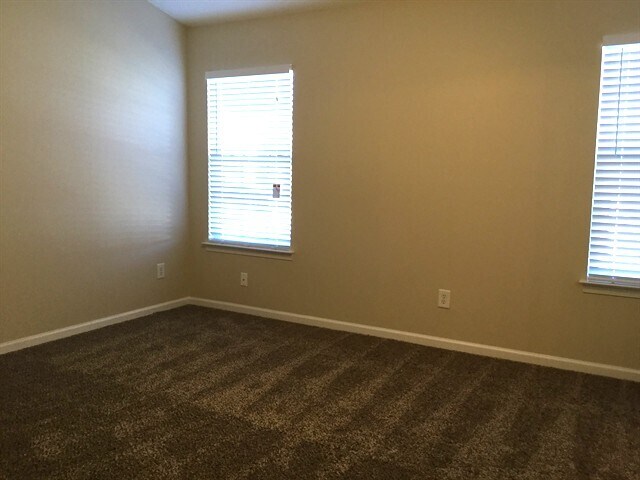 Building Photo - 155 Camforth Dr