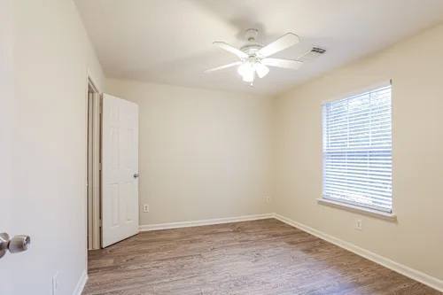 Building Photo - 335 Remington Creek Dr