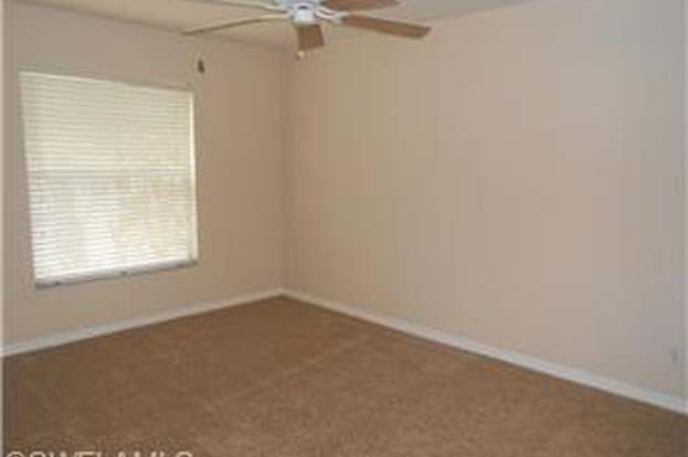 Building Photo - 273 Robin Hood Cir