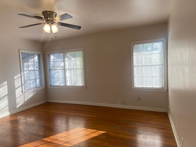 Building Photo - 3 BEDROOM, PLUS OFFICE, BELTON ISD