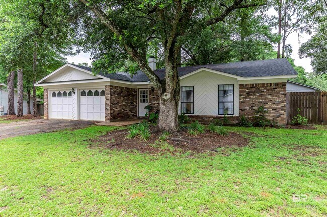 Building Photo - 100 Straford Ct