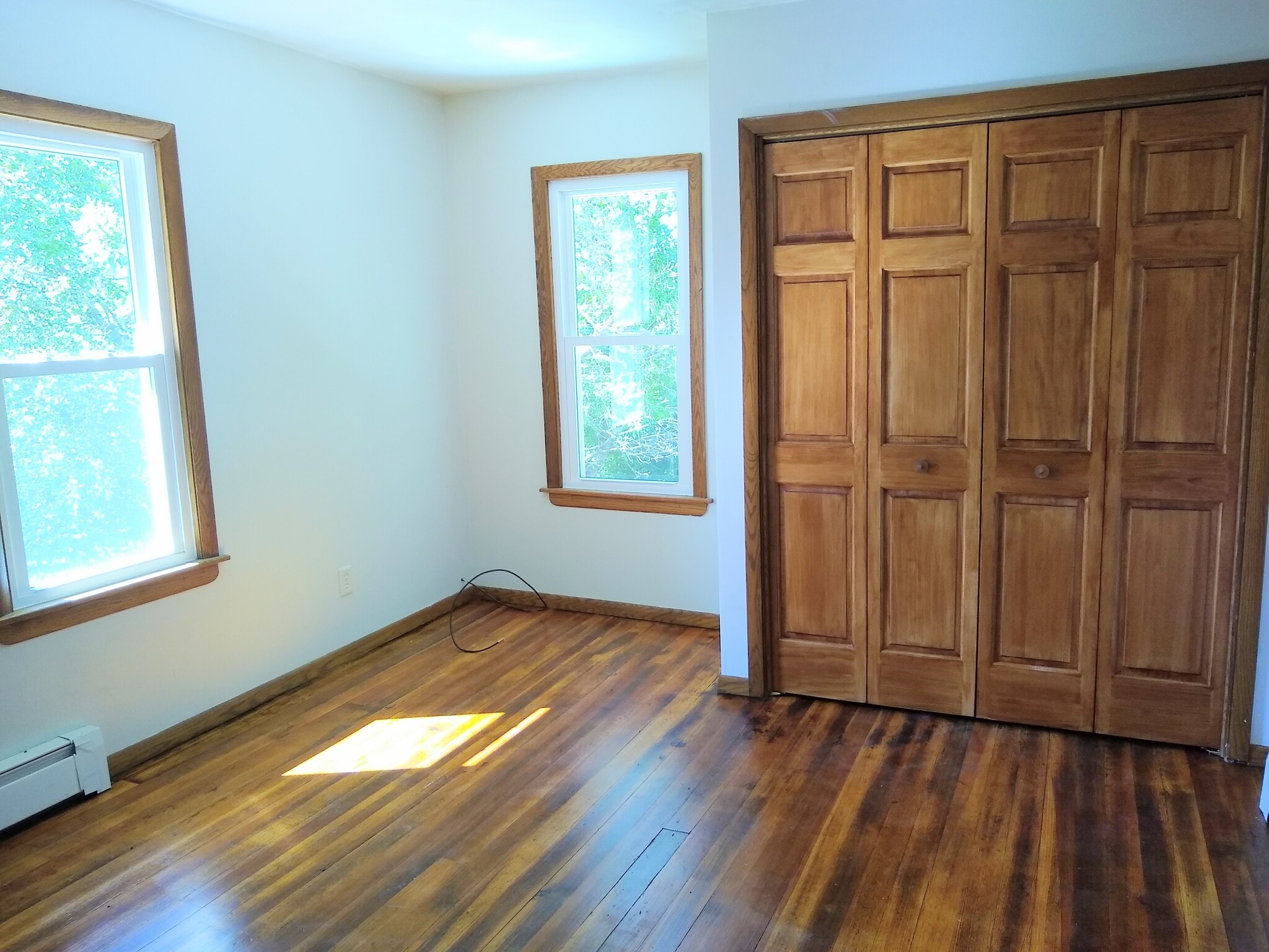 Bedroom 1 - 1050 Cedar St